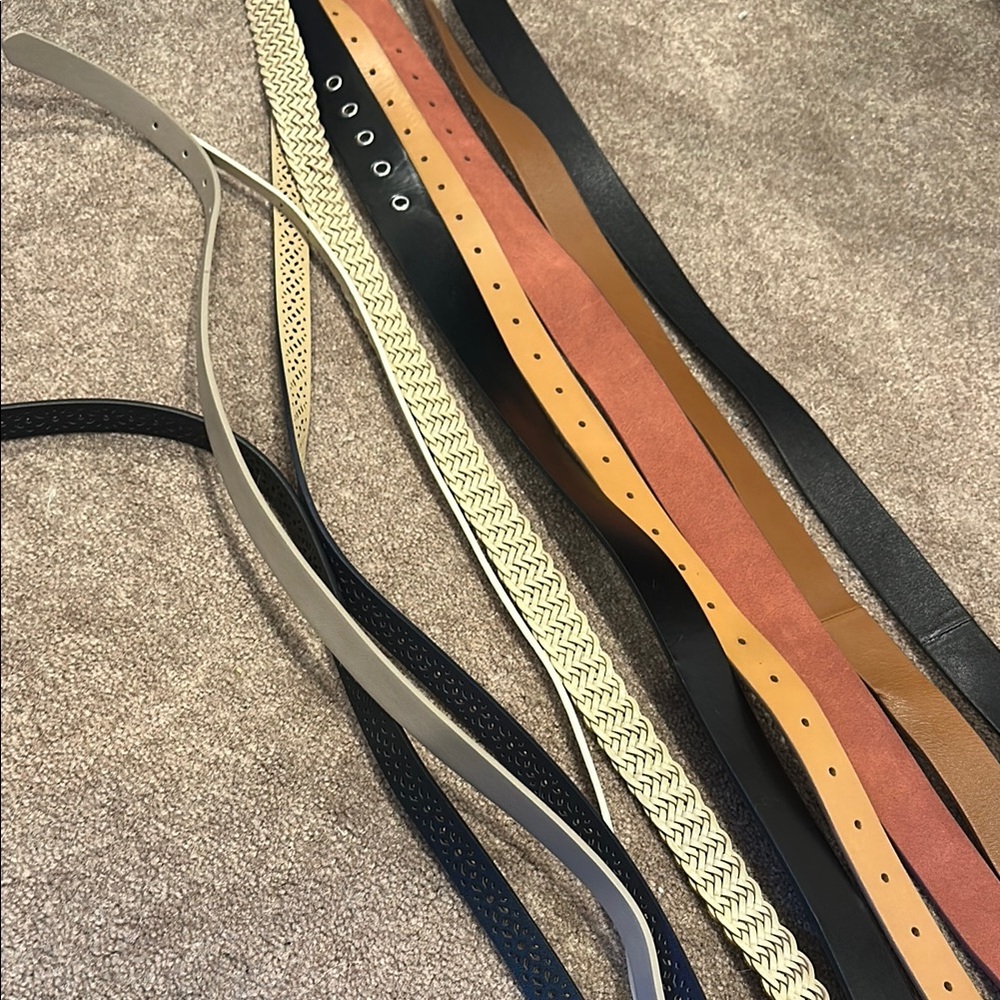 Assorted size large Belts Collection - Picture 4 of 9